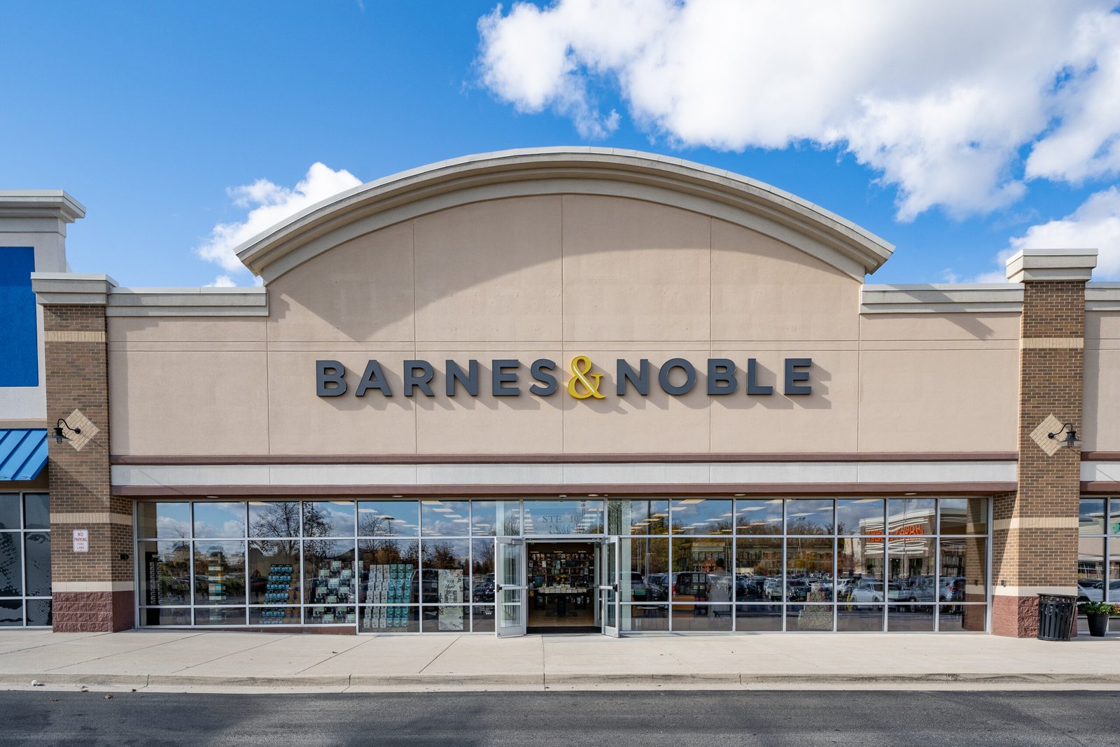 Barnes and Noble locations